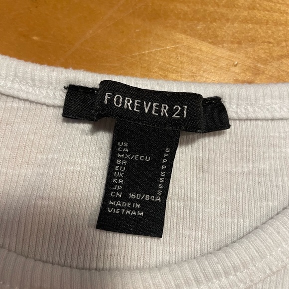 Bundle of 3 Urban Outfitters cute crop tops Size Small - Picture 9 of 10